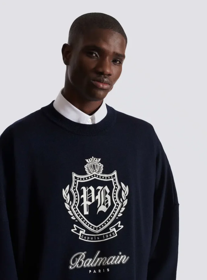 Maglione lavorato a maglia con emblema College Maglione lavorato a maglia con emblema College