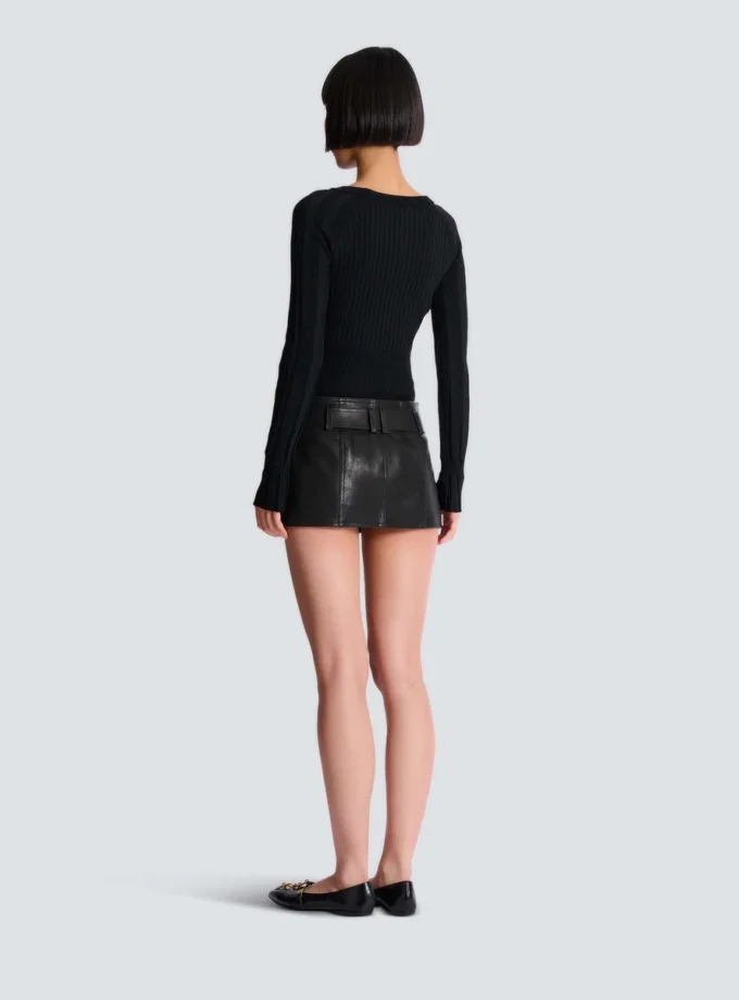 Minigonna in pelle con cintura