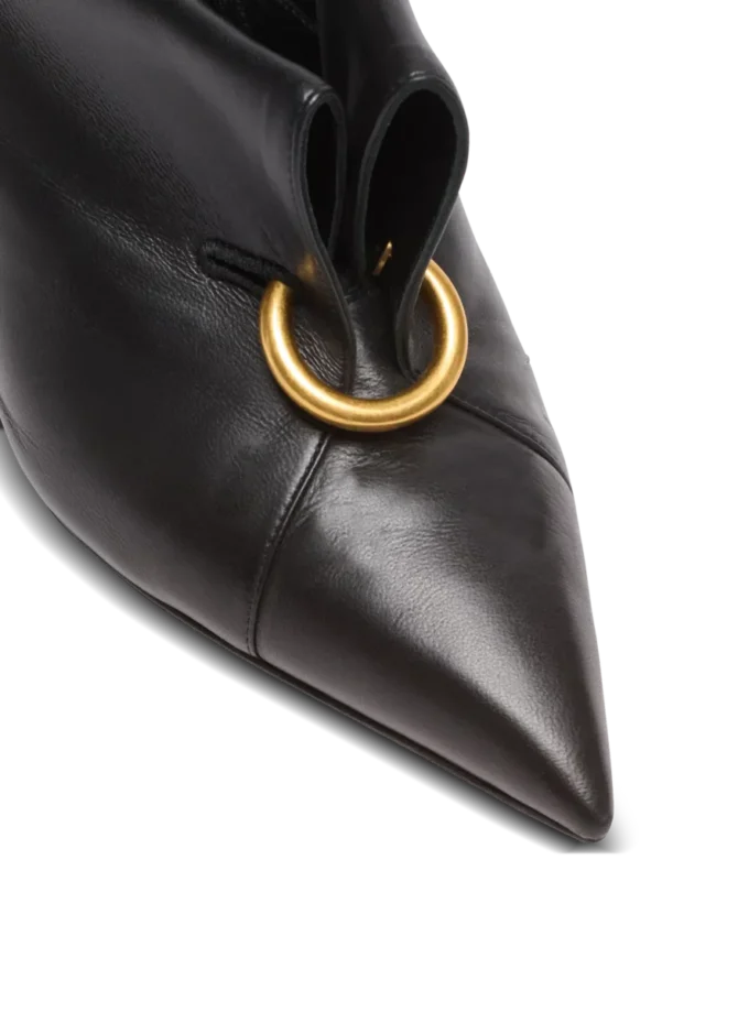 Mules in pelle di agnello con piercing frontale
