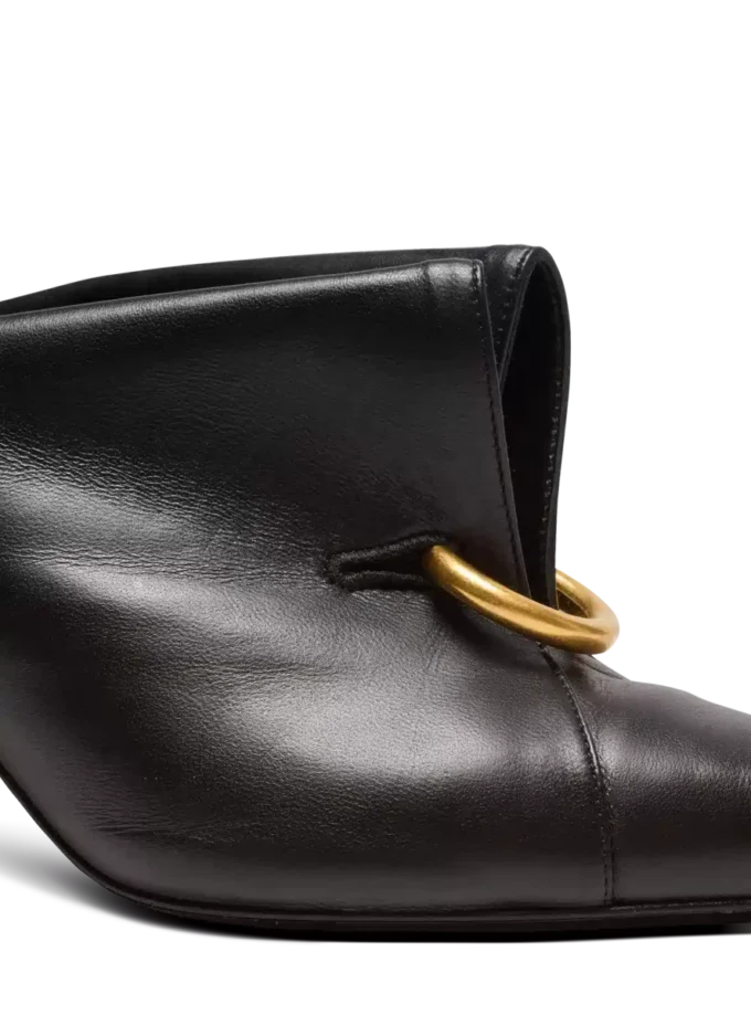 Mules in pelle di agnello con piercing frontale