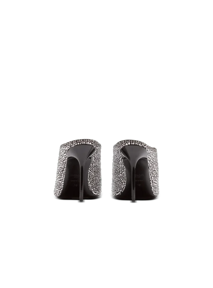 Mules in pelle scamosciata e strass con piercing frontale