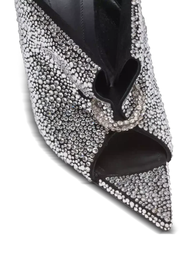 Mules in pelle scamosciata e strass con piercing frontale