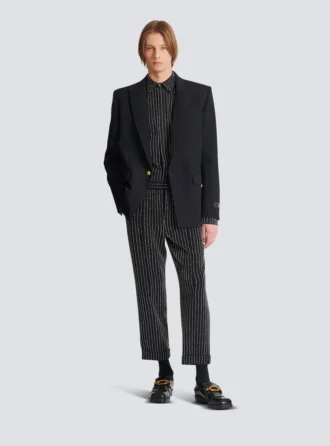 pantaloni a gamba dritta con strisce di cristalli 2 330x446 - Pantaloni a gamba dritta con strisce di cristalli