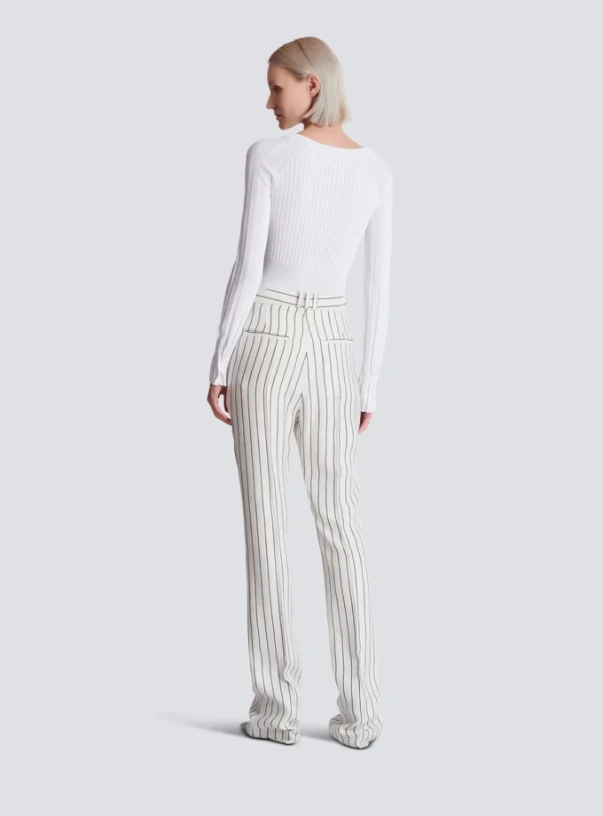 Pantaloni a righe sottili con gamba dritta