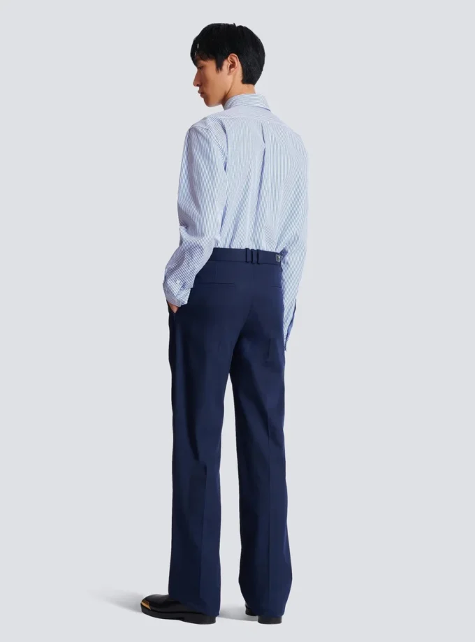 Pantaloni con pinces in twill di cotone Pantaloni con pinces in twill di cotone