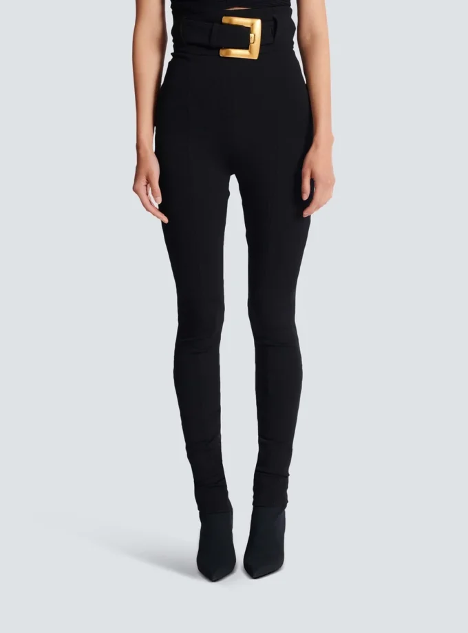 Pantaloni elasticizzati con cintura Pantaloni elasticizzati con cintura