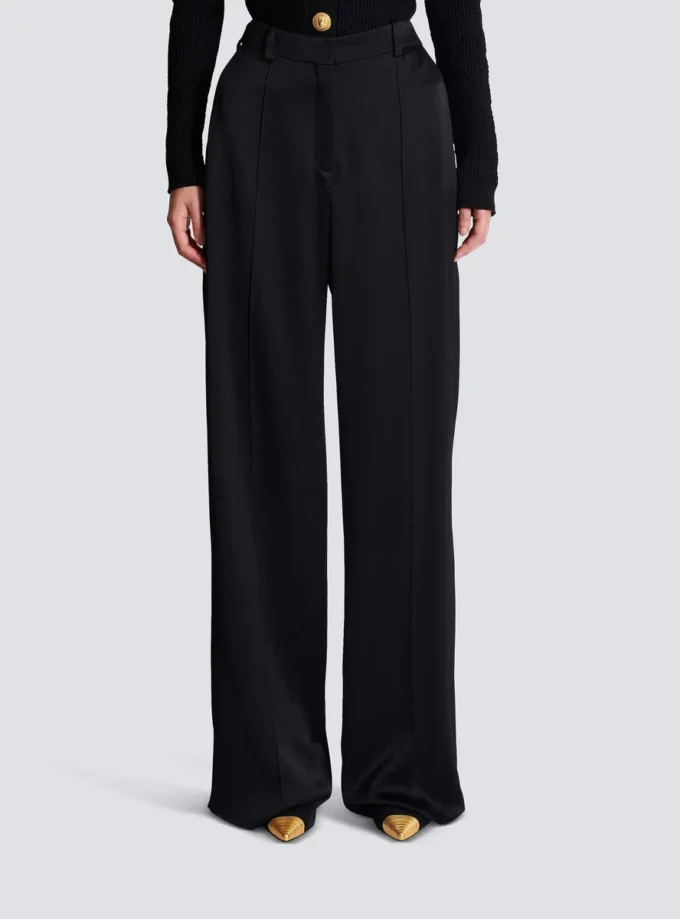Pantaloni sartoriali in raso a gamba dritta Pantaloni sartoriali in raso a gamba dritta