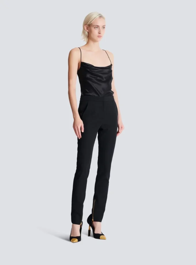 Pantaloni slim fit con zip in pelle grain de poudre Pantaloni slim fit con zip in pelle grain de poudre