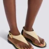 Sandali piatti Anthem con cinturino in pelle scamosciata Sandali piatti Anthem con cinturino in pelle scamosciata