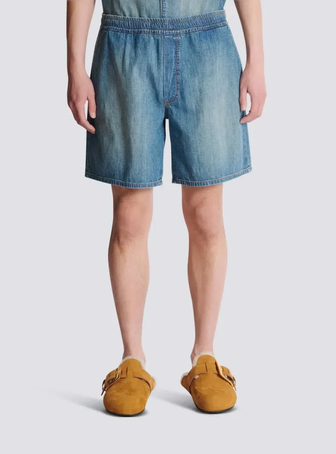 Shorts in denim slavato Shorts in denim slavato