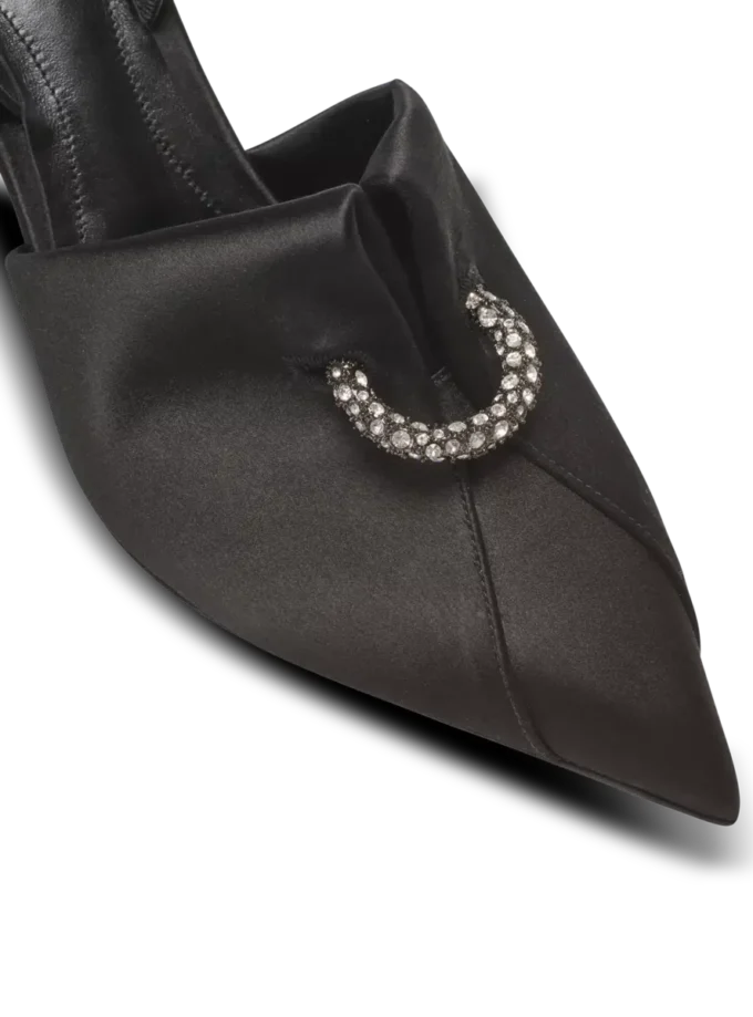 Slingback in raso con piercing