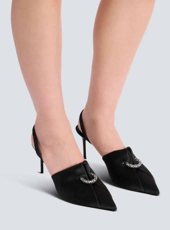 Slingback in raso con piercing