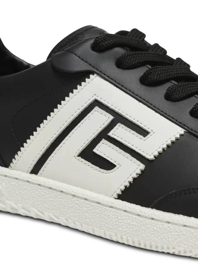 Sneakers Balmain Swan in pelle di vitello Sneakers Balmain Swan in pelle di vitello