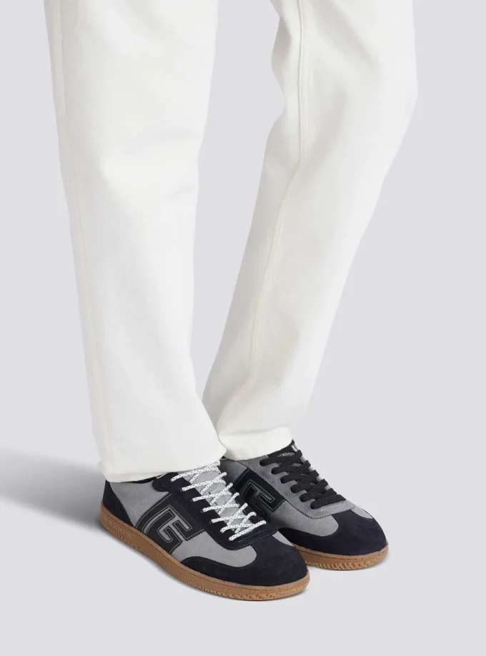 Sneakers Balmain Swan in pelle scamosciata Sneakers Balmain Swan in pelle scamosciata