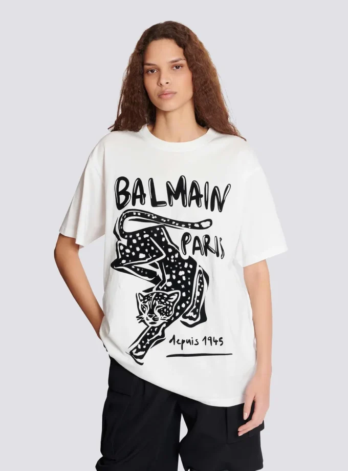 T-shirt a maniche corte con stampa leopardata T-shirt a maniche corte con stampa leopardata