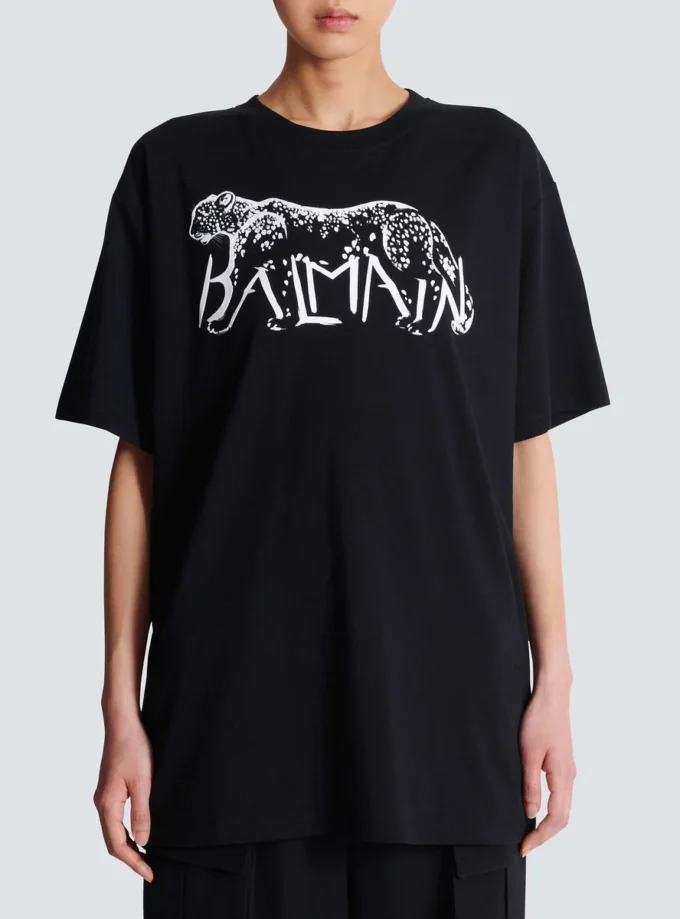 T-shirt con stampa leopardata T-shirt con stampa leopardata