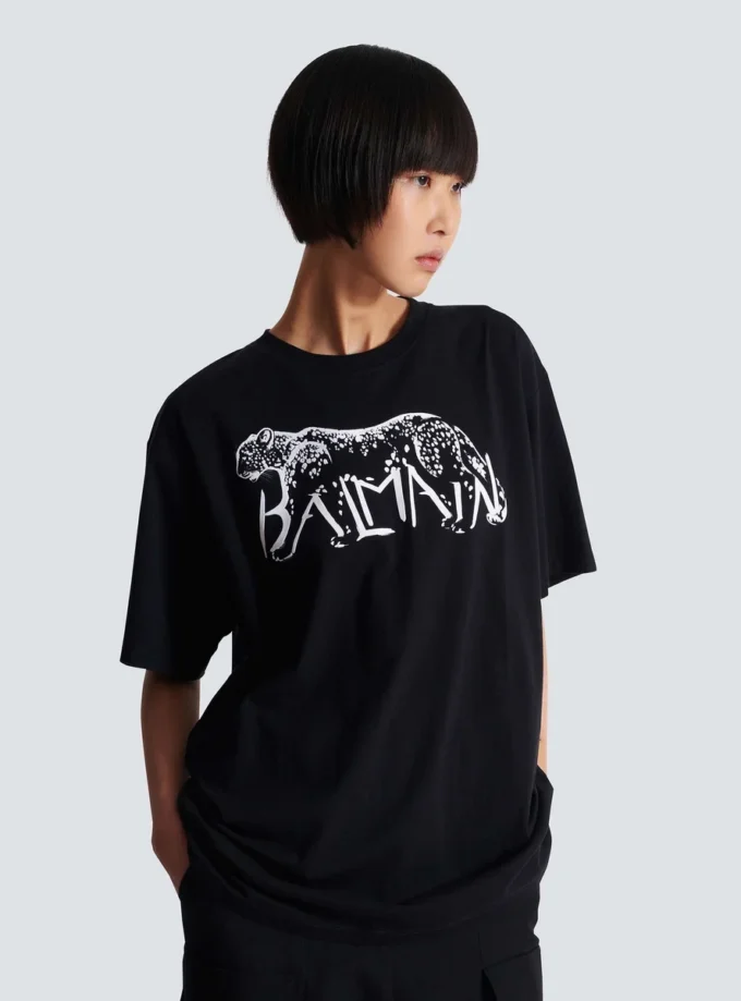 T-shirt con stampa leopardata T-shirt con stampa leopardata