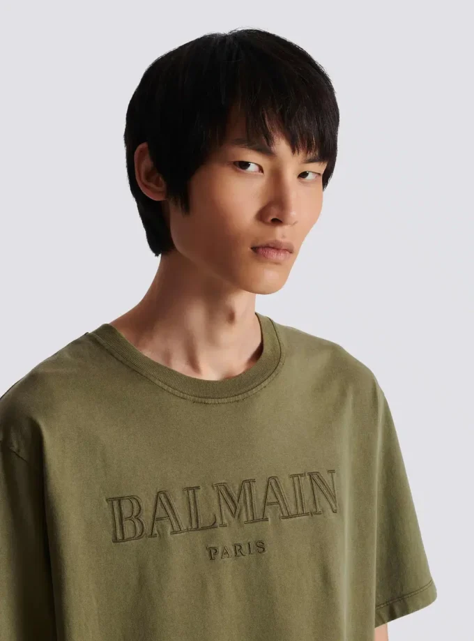 T-shirt vintage ricamata Balmain T-shirt vintage ricamata Balmain