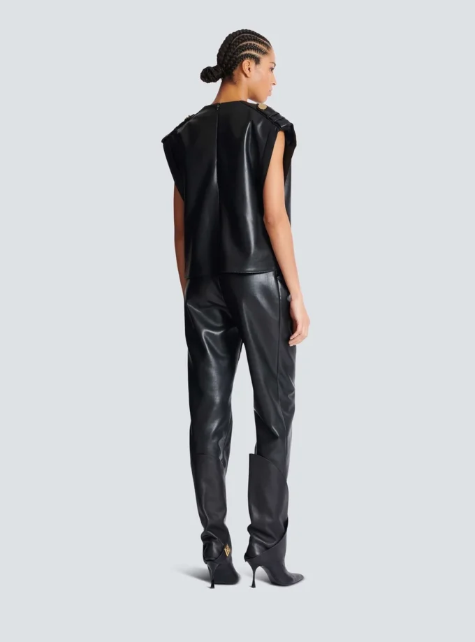 Top drappeggiato in ecopelle Top drappeggiato in ecopelle
